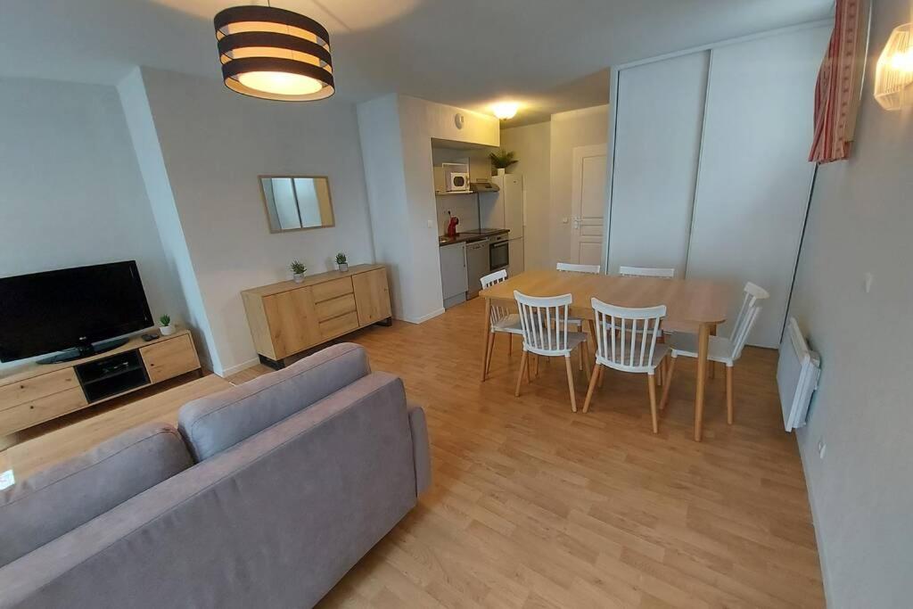Appartement Moderne, Hyper-Centre - 6/8 Pers. Bagnères-de-Luchon Dış mekan fotoğraf