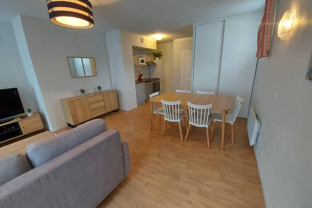Appartement Moderne, Hyper-Centre - 6/8 Pers. Bagnères-de-Luchon Dış mekan fotoğraf