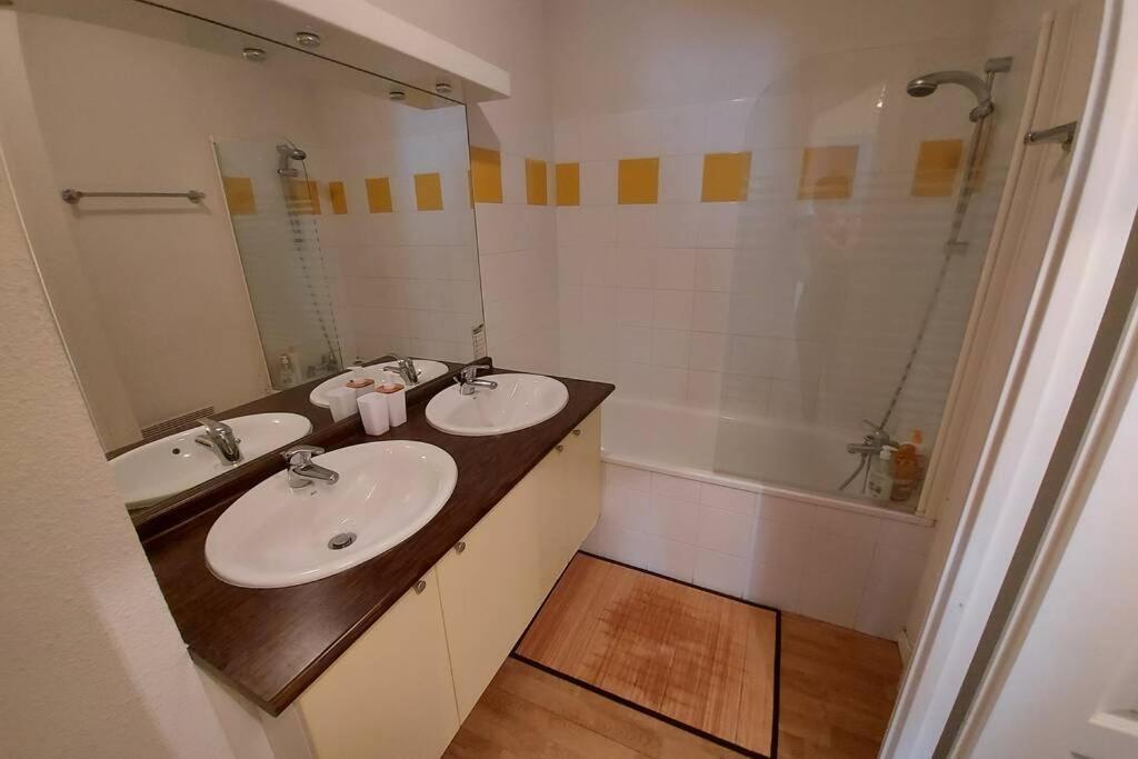 Appartement Moderne, Hyper-Centre - 6/8 Pers. Bagnères-de-Luchon Dış mekan fotoğraf
